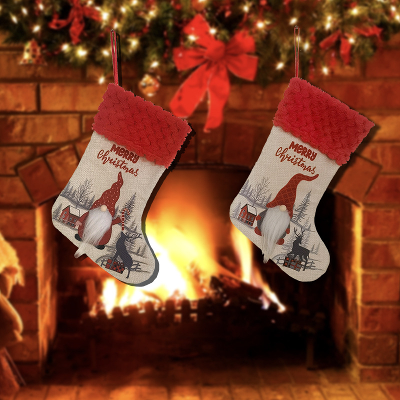 Calze di Natale con Pupazzi Gnome | Decorazioni Natalizie in Tessuto Calze di Natale con Pupazzi Gnome | Decorazioni Natalizie in Tessuto - immagine 4