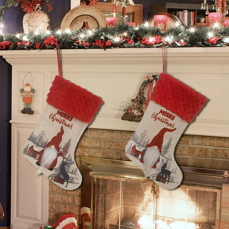 Calze di Natale con Pupazzi Gnome | Decorazioni Natalizie in Tessuto Calze di Natale con Pupazzi Gnome | Decorazioni Natalizie in Tessuto - immagine 3